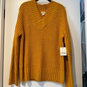 a.n.a Women's V-Neck Sweater in Mustard